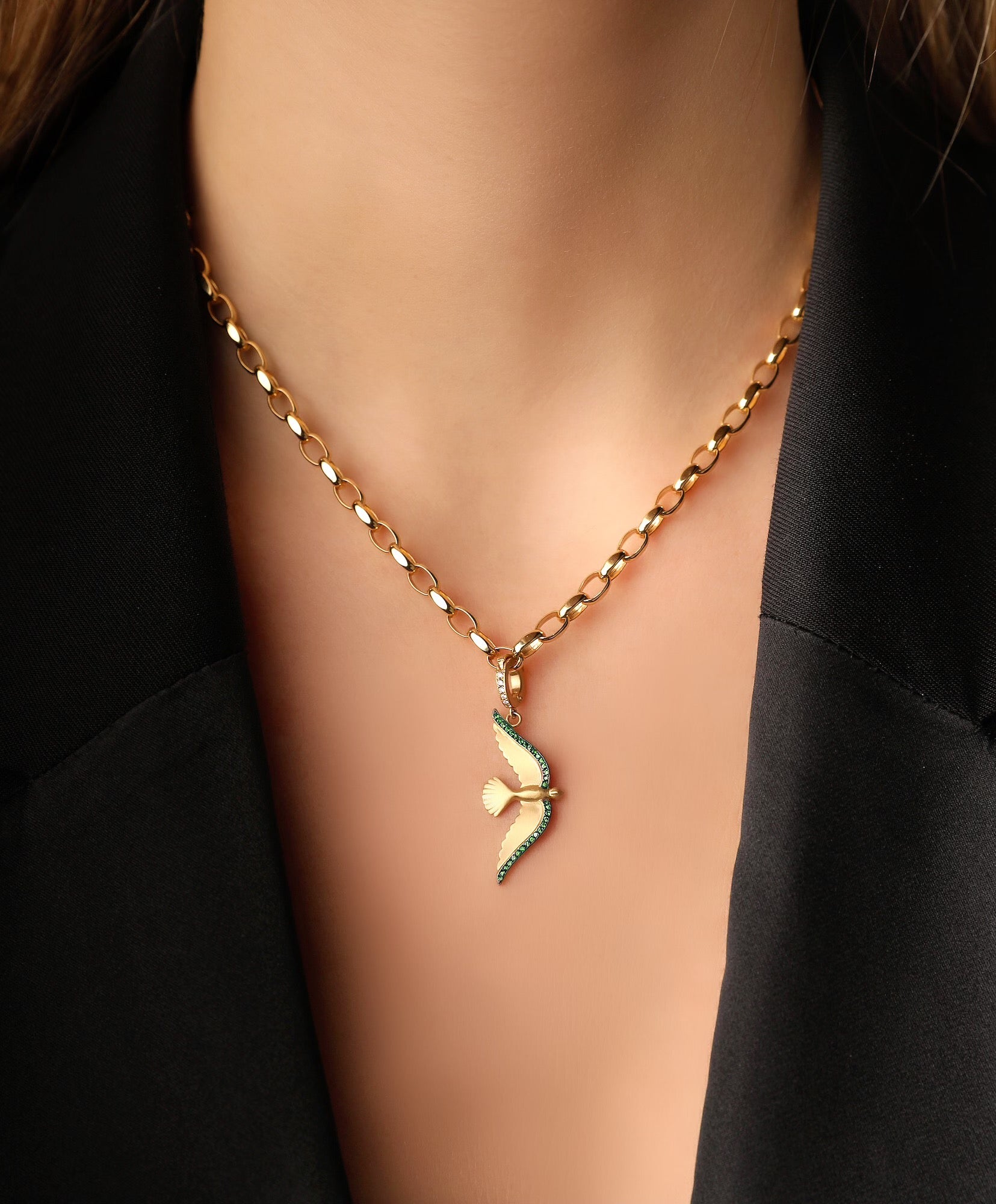 J by boghossian, white diamonds, gold, charm, bird, pendant, emerald