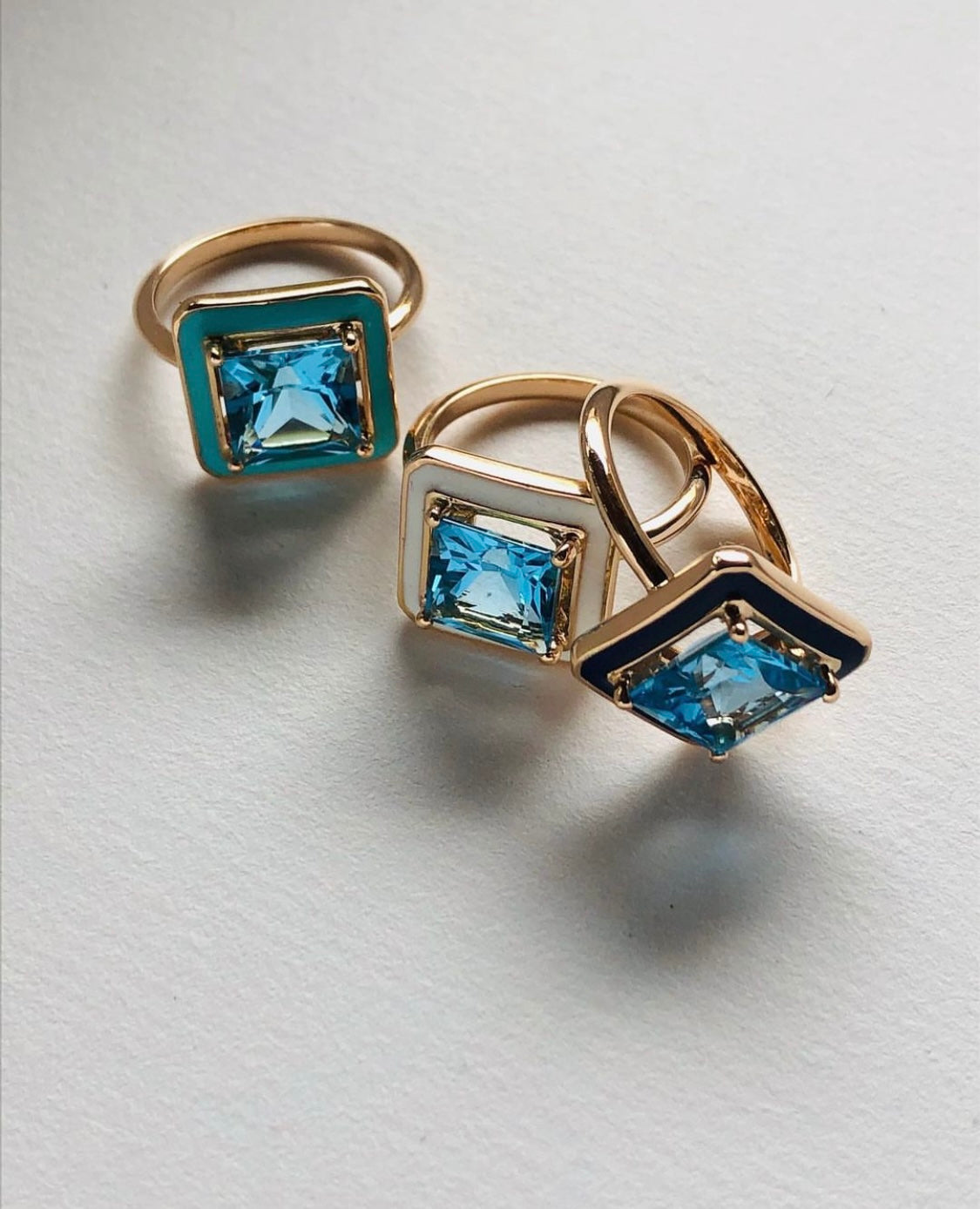 J by boghossian, blue topaze, ring, dark blue enamel, gold