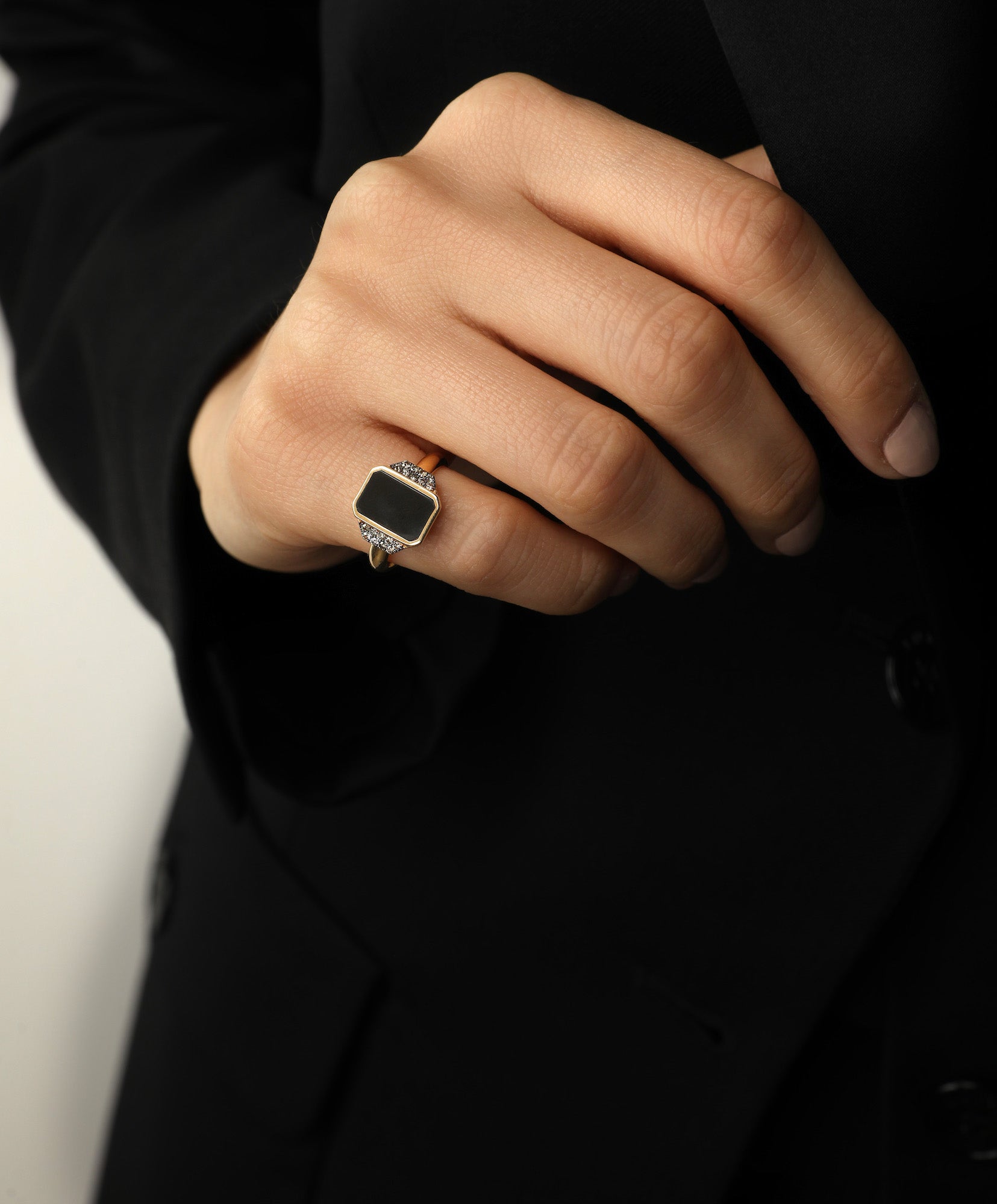  J by boghossian, white diamonds, gold, ring, brown diamonds, onyx stone